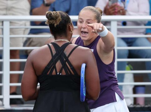 video:-tenistas-discutem-em-quadra-apos-partida-do-us-open