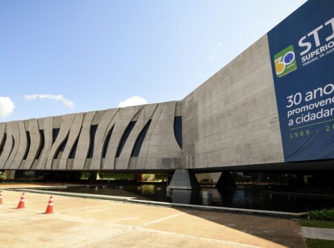 stj-libera-retomada-das-obras-de-resort-em-regiao-oceanica-de-marica