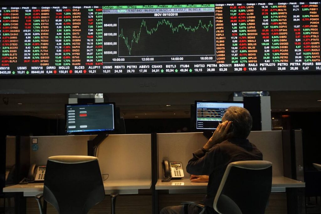 bolsa-atinge-maxima-historica-com-recuo-de-lula-em-pesquisa-eleitoral
