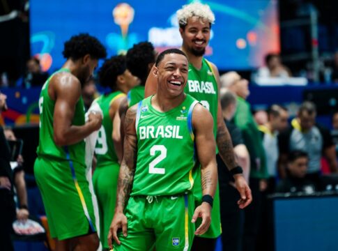 brasil-vence-na-copa-america-de-basquete-e-vai-a-semifinal-do-torneio