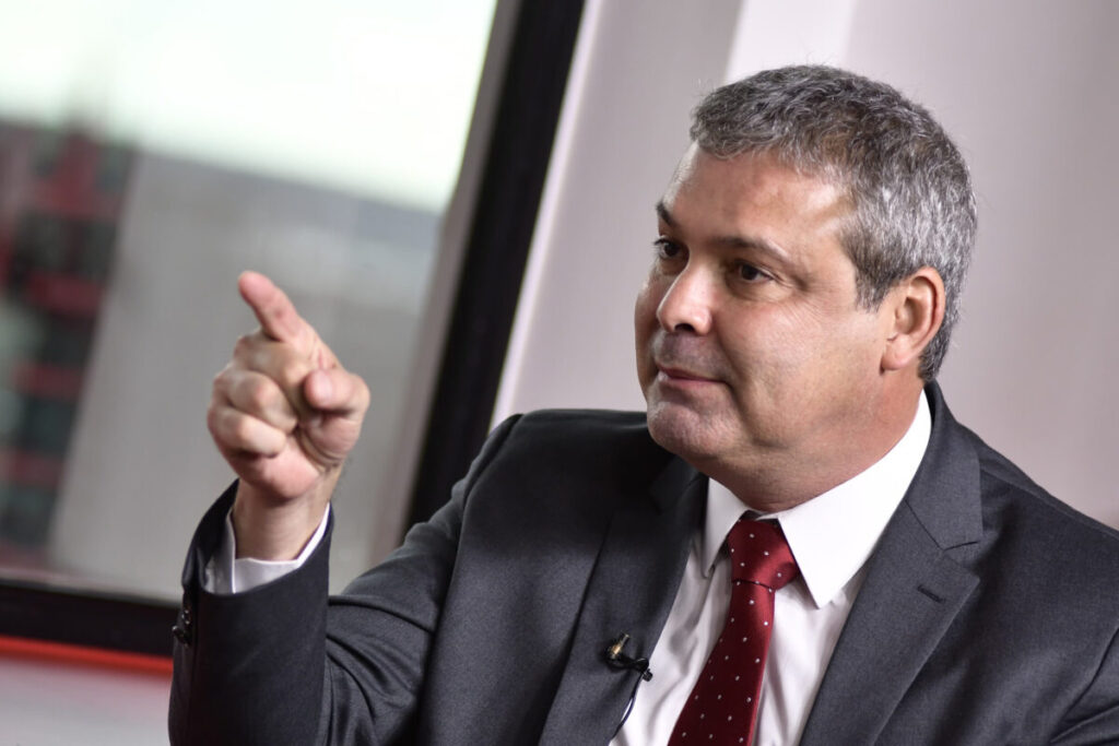 apos-megaoperacao,-lider-do-pt-na-camara-quer-cpi-das-fintechs