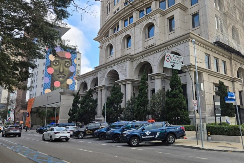 o-mais-novo-escandalo-da-praca:-a-alianca-da-direita-com-o-pcc