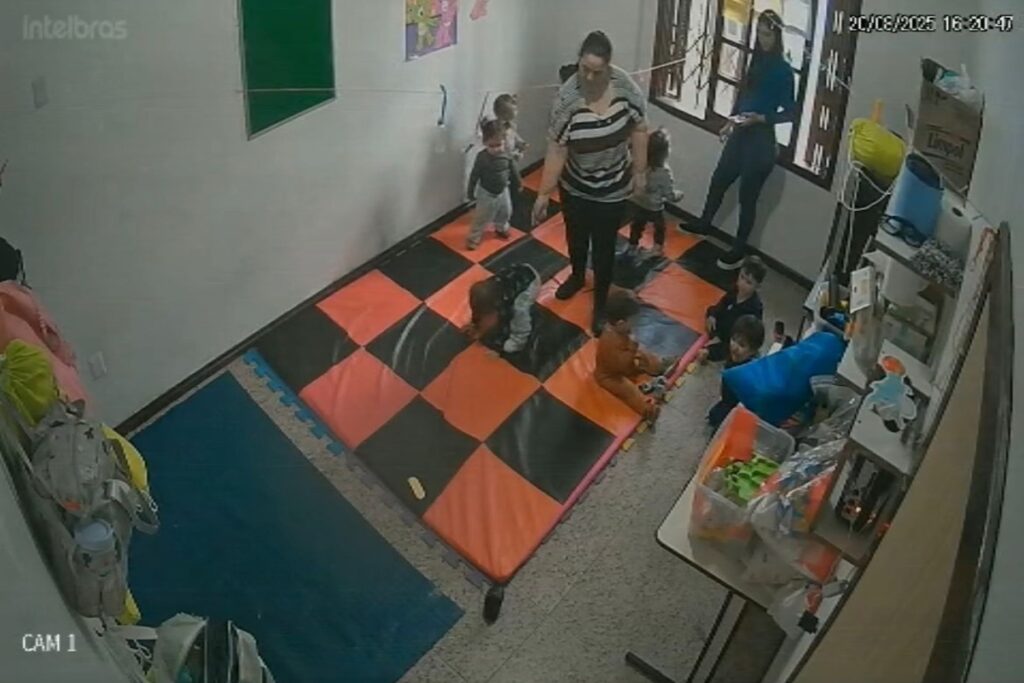 rs:-creche-demite-professora-apos-maus-tratos-contra-alunos.-video