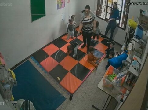 rs:-creche-demite-professora-apos-maus-tratos-contra-alunos.-video