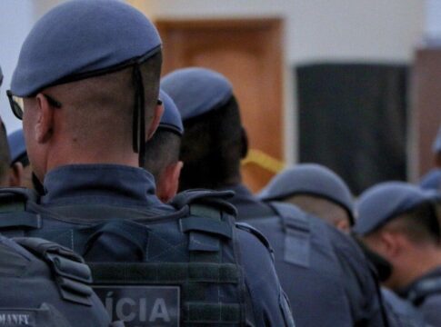 capitao-da-pm-acusado-de-invadir-casa-e-agredir-soldado-e-promovido