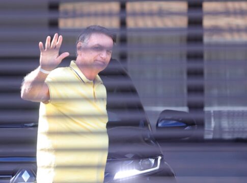 moraes-manda-policia-monitorar-area-externa-da-casa-de-bolsonaro