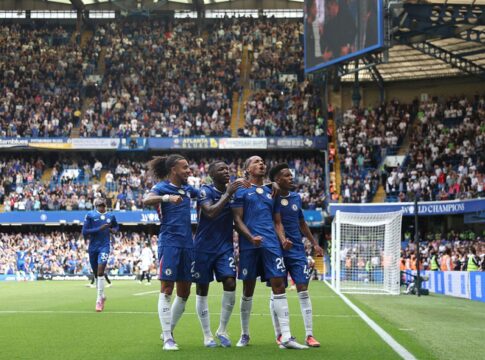 com-gol-de-joao-pedro,-chelsea-vence-e-assume-lideranca-do-campeonato