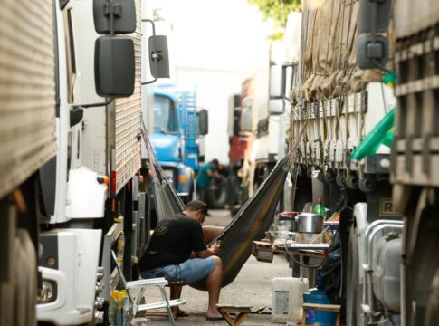unidades-de-saude-para-caminhoneiros-ficarao-em-postos-nas-rodovias