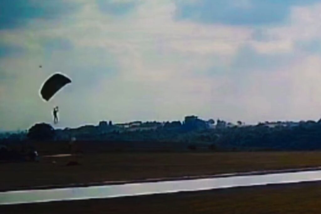 video-mostra-filho-de-desembargador-caindo-durante-salto-de-paraquedas