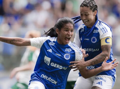 cruzeiro-perde-do-palmeiras,-mas-vai-a-final-do-brasileirao-feminino