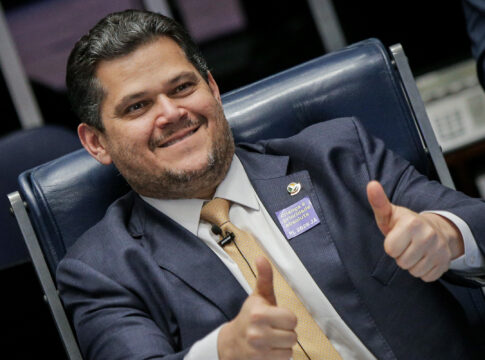 alcolumbre-pauta-projeto-apos-operacao-da-pf-contra-pcc