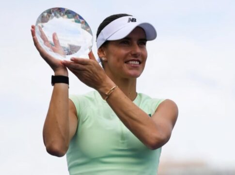 tenis:-campea-do-wta-de-cleveland-tem-trofeu-furtado-em-hotel