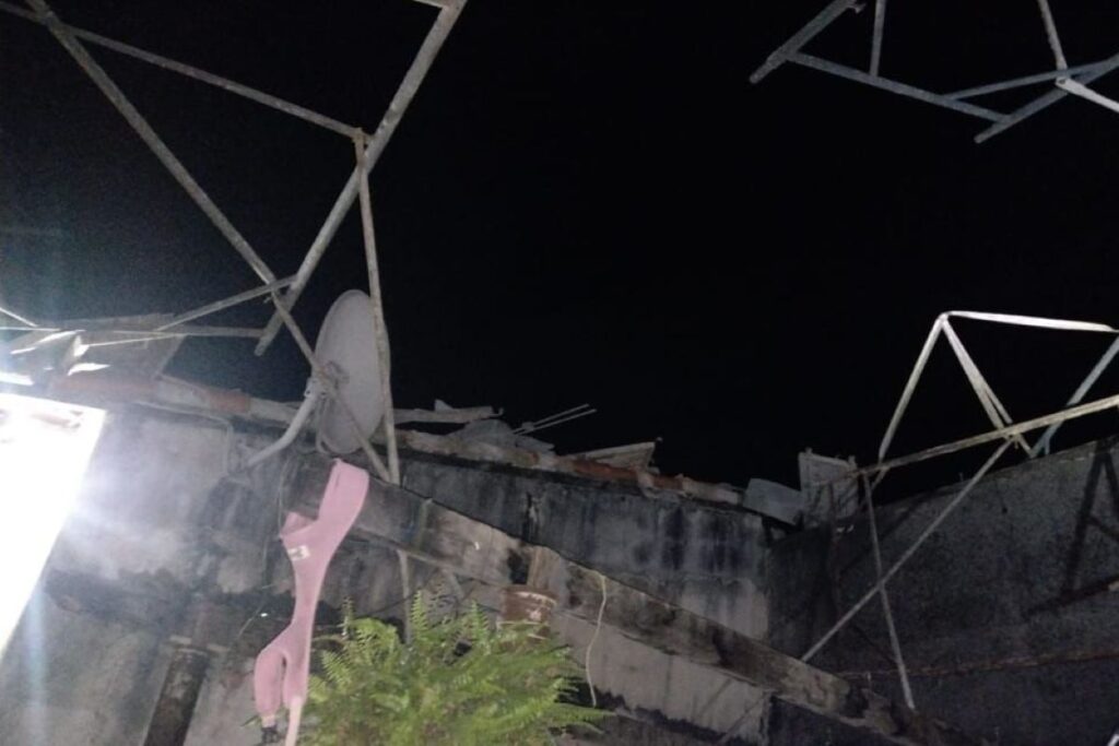 galpao-desaba-e-atinge-casas-vizinhas-no-interior-de-sp