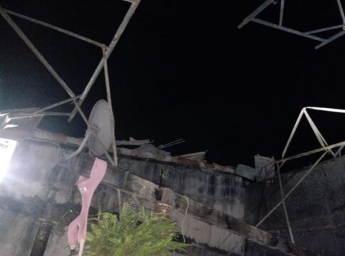 galpao-desaba-e-atinge-casas-vizinhas-no-interior-de-sp
