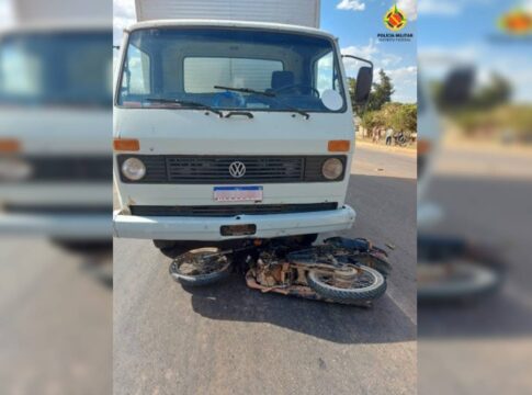 motociclista-de-34-anos-morre-em-acidente-com-caminhao-no-df