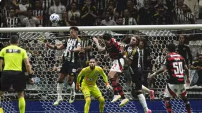 Everson decide nos pênaltis, Atlético-MG elimina o Flamengo e vai às quartas