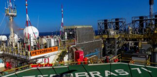 brasil-bate-pela-1a-vez-marca-de-5-milhoes-de-barris-de-petroleo-e-gas