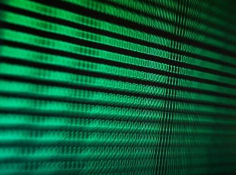 lei-contra-“extremismo”-online-entra-em-vigor-na-russia