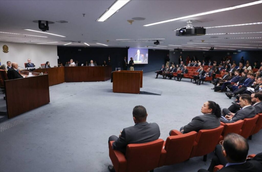 sem-bolsonaro,-direita-desiste-de-assistir-a-julgamento-in-loco-no-stf
