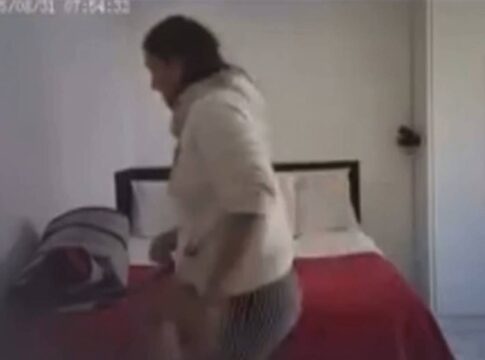 video:-pai-instala-camera-e-flagra-mulher-asfixiando-e-chutando-filha