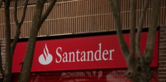 santander-nao-identificou-origem-de-dinheiro-de-fintech-ligada-ao-pcc,-diz-pf
