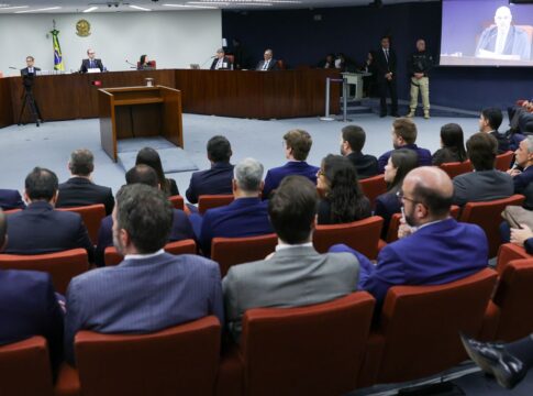 apos-pgr,-julgamento-de-bolsonaro-tem-intervalo-e-voltara-com-defesas