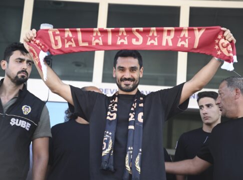 gundogan,-ex-manchester-city,-e-anunciado-pelo-galatasaray