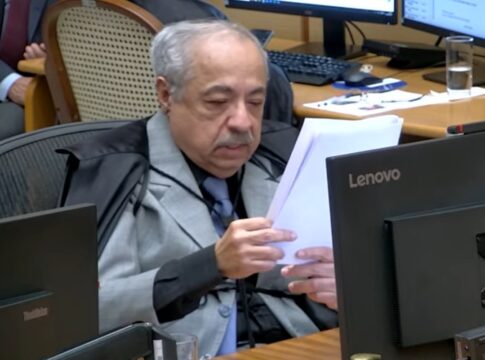 “acompanho-o-relator”:-ministro-vota-a-favor-da-condenacao-de-villela