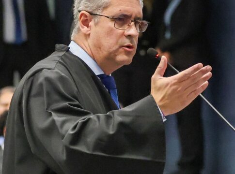 defesa-diz-que-ramagem-“compilava-pensamentos-de-bolsonaro”