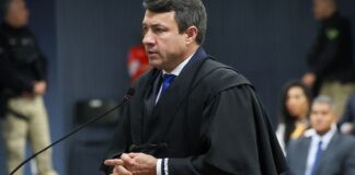 documento-achado-na-casa-de-torres-era-“minuta-do-google”,-diz-defesa
