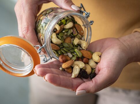 nutricionista-revela-quais-sementes-sao-as-campeas-em-proteina