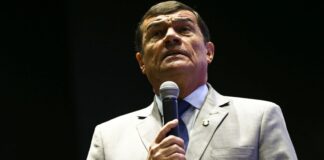 defesa-diz-que-ex-ministro-atuou-para-demover-bolsonaro-de-golpe