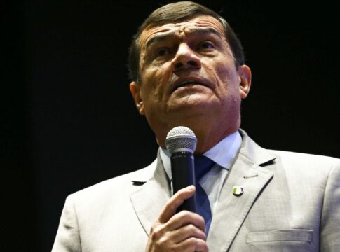 defesa-diz-que-ex-ministro-atuou-para-demover-bolsonaro-de-golpe