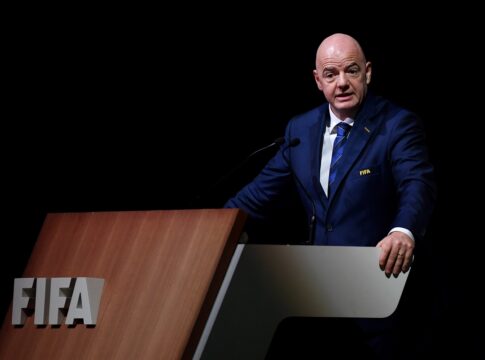 fifa-multa-argentina-e-outras-federacoes-por-racismo-nas-eliminatorias
