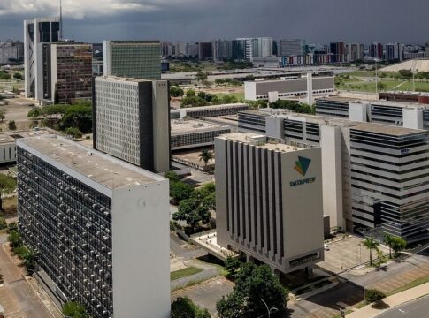 cgu-abre-40-processos-sobre-descontos-ilegais-em-pensoes-do-inss