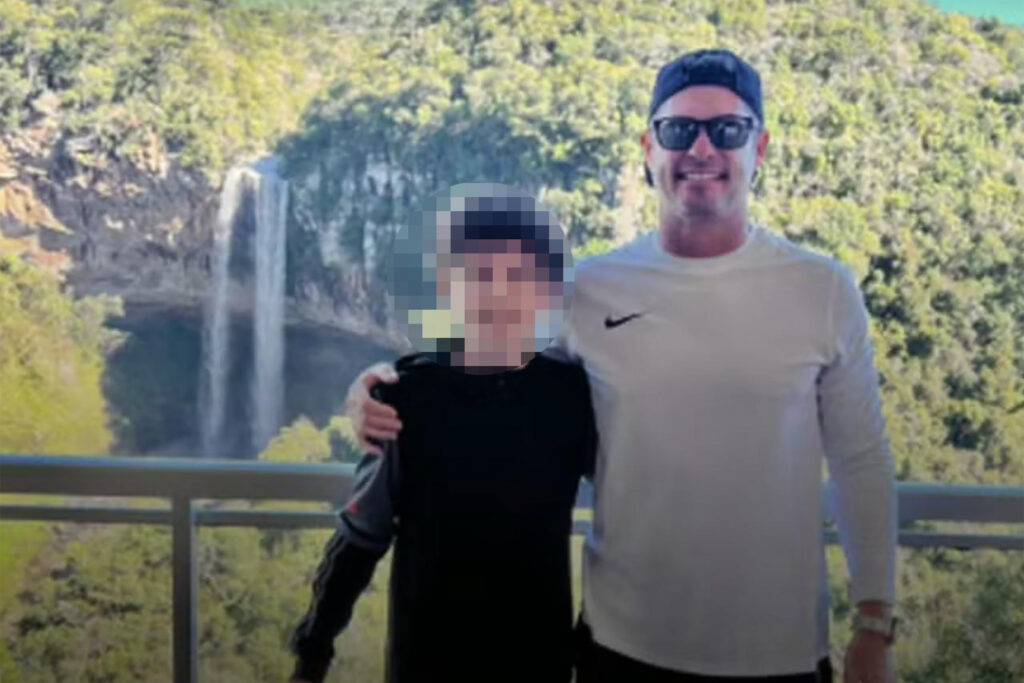 pai-recria-“largados-e-pelados”-com-filho-e-acaba-na-mira-da-policia
