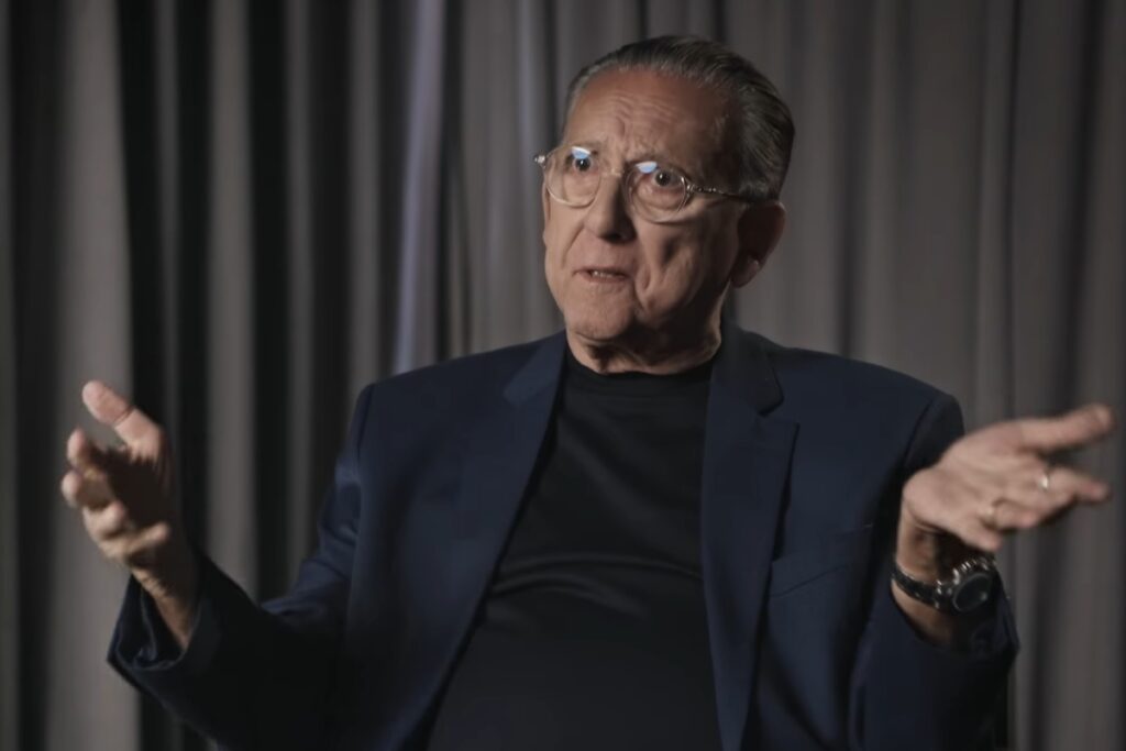 “existe-vida-inteligente-fora-da-globo”,-alfineta-galvao-bueno