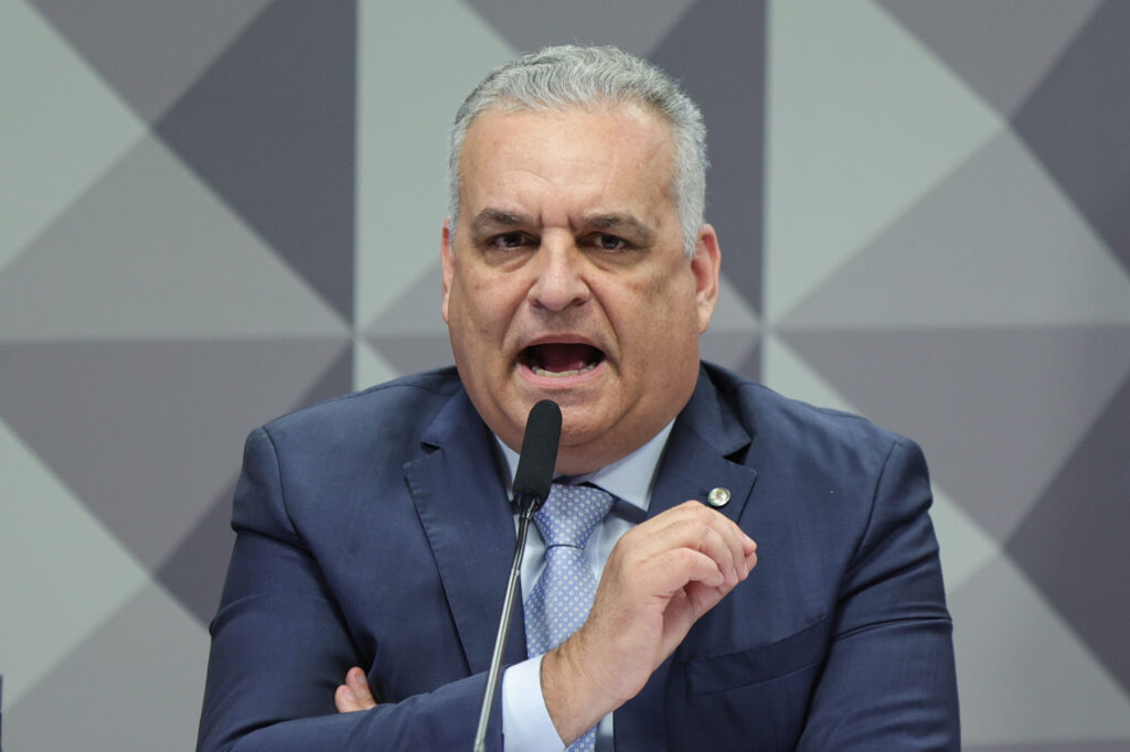 diretora-da-cgu-diz-que-inss-soube-das-fraudes-em-2019,-mas-ignorou