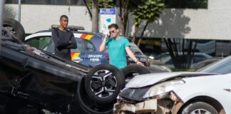 usando-gps,-motorista-entra-na-contramao-e-causa-acidente-na-w3-sul