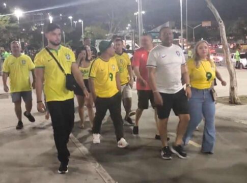 video:-torcedores-chegam-empolgados-para-jogao-entre-brasil-x-chile