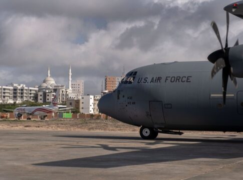 terroristas-atacam-militares-dos-eua-em-aeroporto-na-somalia