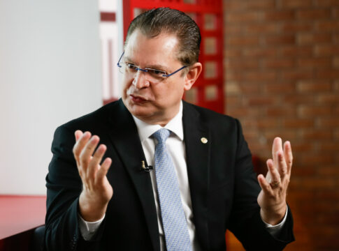lider-do-pl:-motta-pautara-projeto-da-anistia,-mas-falta-definir-data