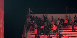 conmebol-anuncia-eliminacao-do-independiente-apos-briga;-la-u-avanca