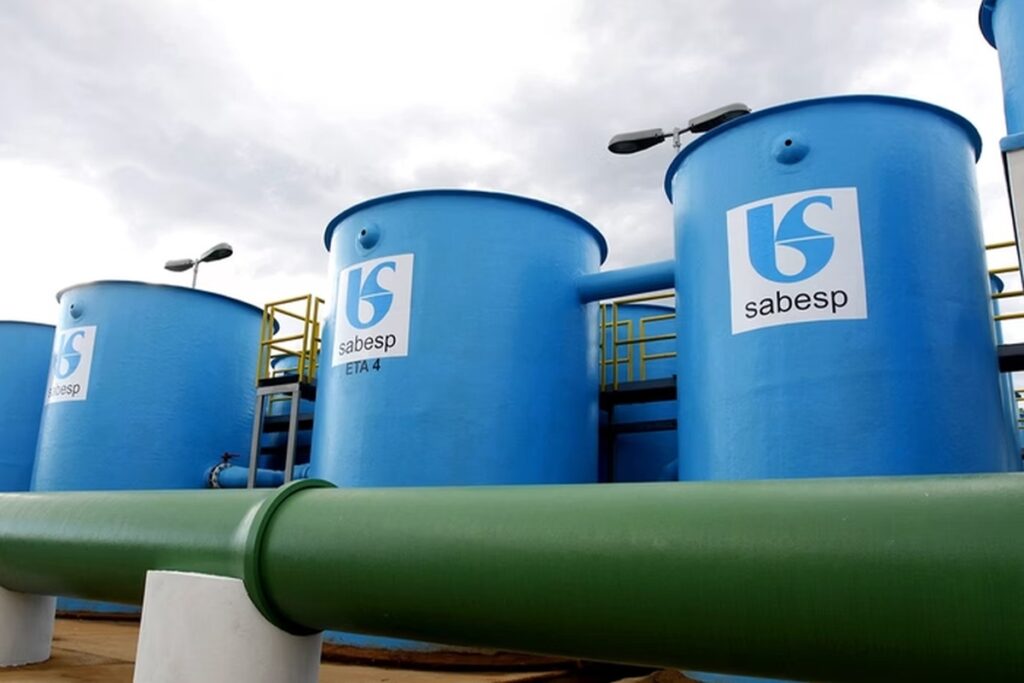 sp:-tubulacao-da-sabesp-rompe-e-afeta-distribuicao-de-agua-em-bairros