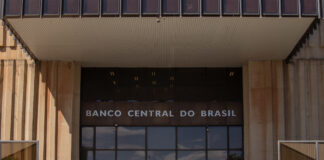 contra-crime-organizado,-bc-limita-pix-para-algumas-instituicoes