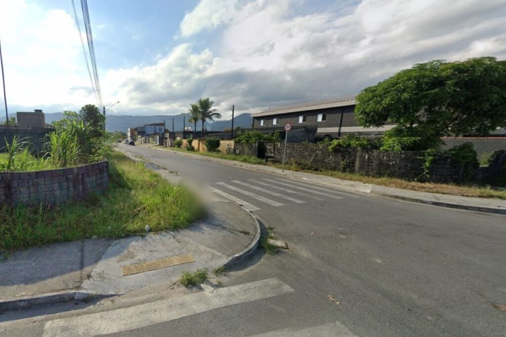 criancas-encontram-corpo-de-mulher-dentro-de-mala-no-litoral-de-sp