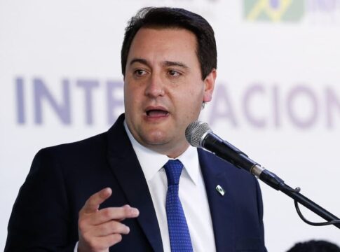 ratinho-junior-debate-aumento-de-exportacoes-para-o-paraguai
