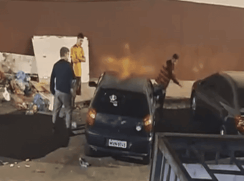 aposentado-tem-carro-apedrejado-apos-bater-em-bicicleta-no-paranoa