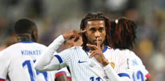 mbappe-marca-e-franca-estreia-com-vitoria-nas-eliminatorias