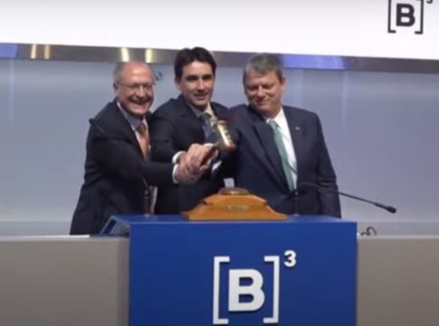 na-b3,-alckmin-e-tarcisio-dividem-martelo-e-haddad-cutuca-governador